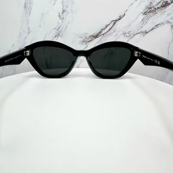 New PRADA Sunglasses Black Butterfly Cat Eye Logo Symbole Logo New - Picture 15 of 16